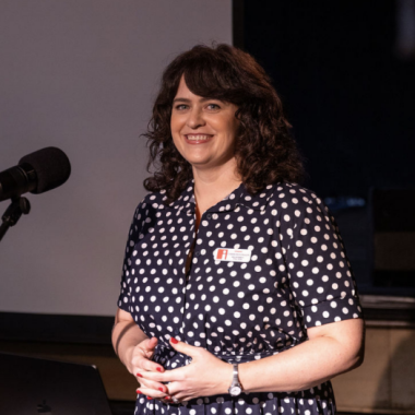 Carrie Rollwagen speaking at Localist Lab in Birmingham about virtual assistants and AI tools for small business owners
